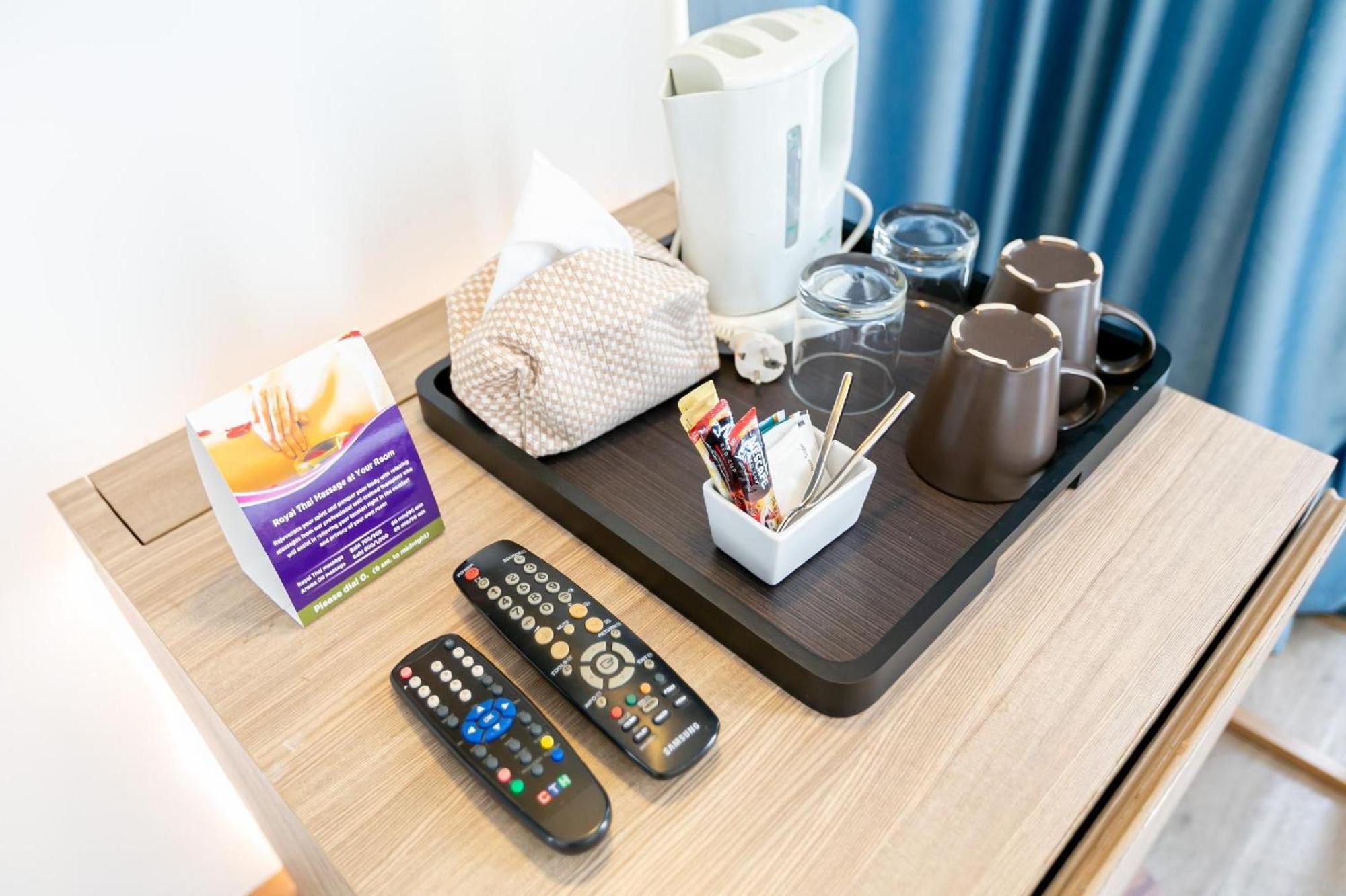 Uno Express Hotel Bangkok Eksteriør billede