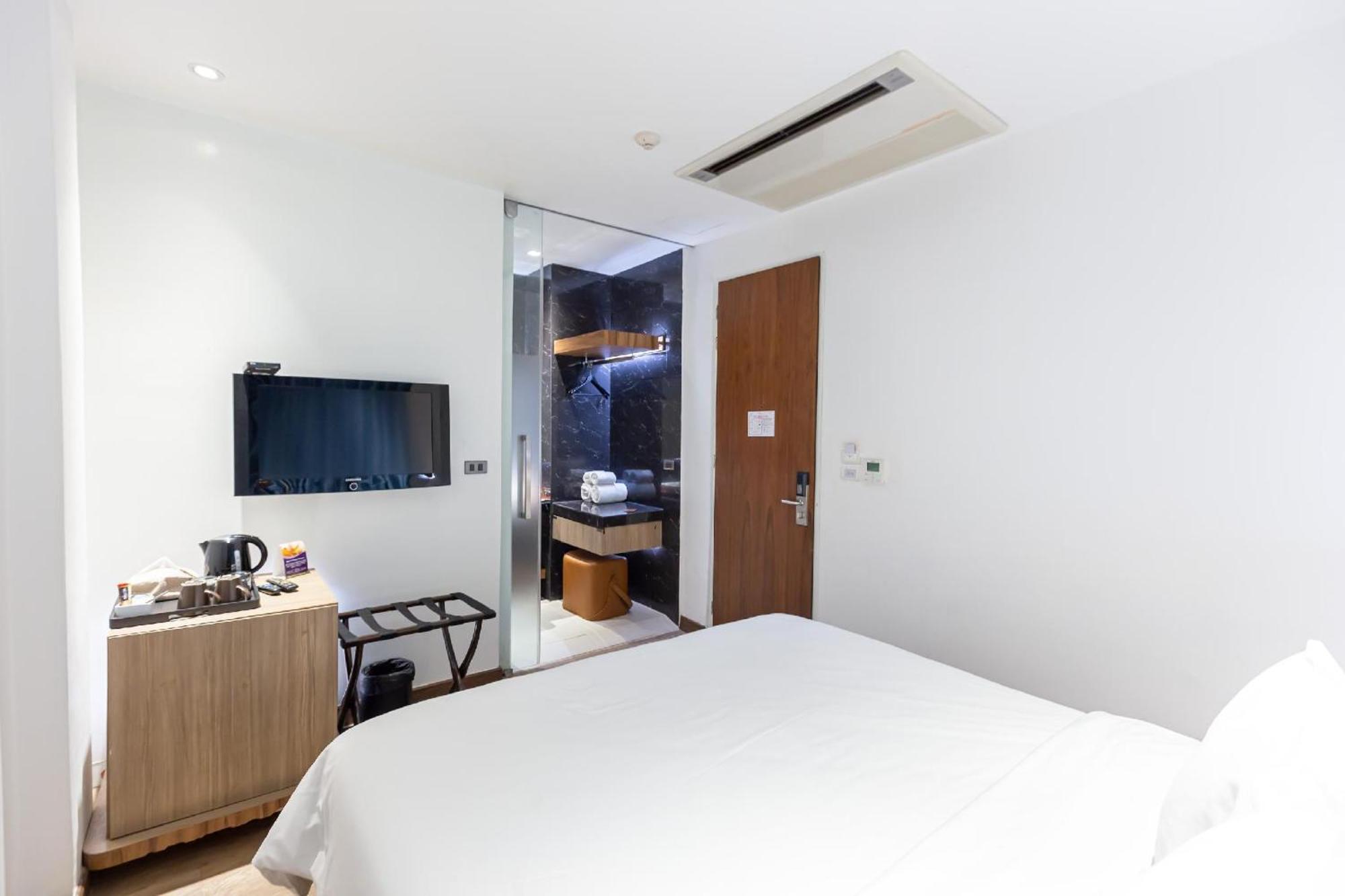 Uno Express Hotel Bangkok Eksteriør billede